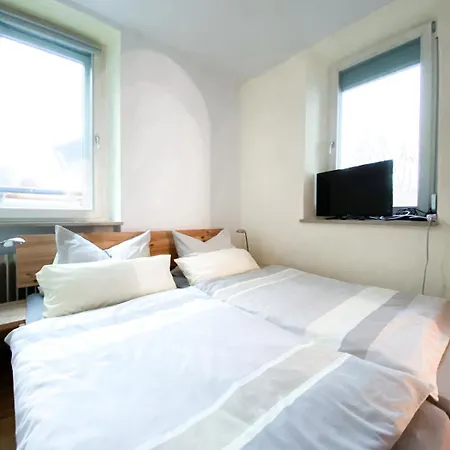Gaestehaus Am Main Апартаменты Рандерсаккер