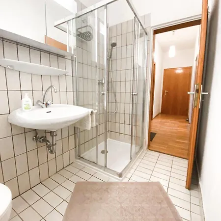 Апартаменты Gaestehaus Am Main Рандерсаккер